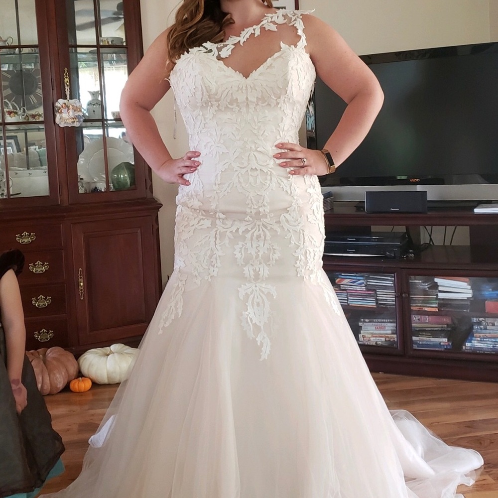 Maggie Sottero Desiree Hartsock Eve Wedding Gown